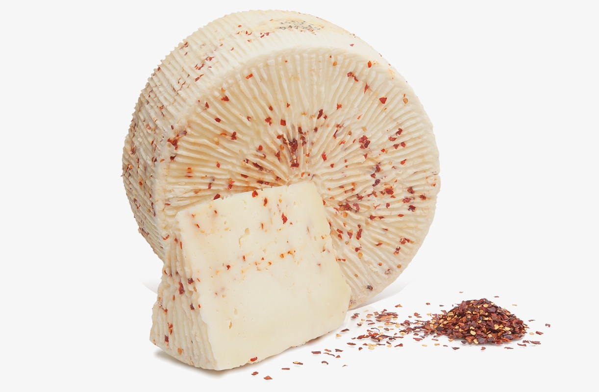 Pecorino primo sale s čili papričkou
